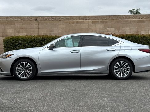 Certified 2025 Lexus ES 350 w/ Accessory Package (Z1) FWD image 7