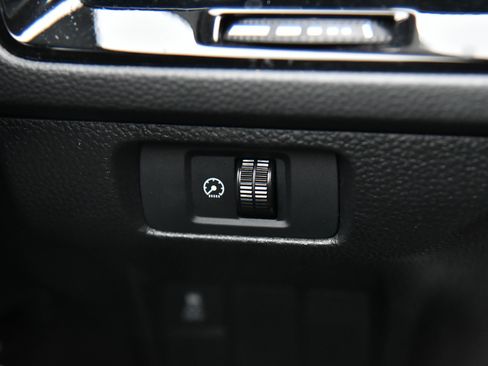 Used 2025 Honda Civic LX image 30