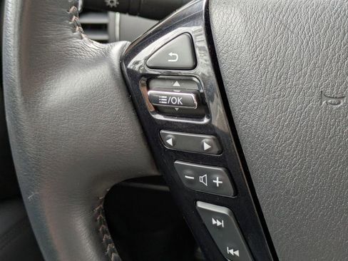 Used 2021 Nissan Armada SL w/ Captain's Chairs Package image 27