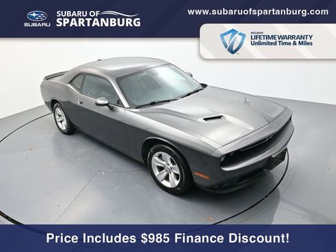 Used 2023 Dodge Challenger SXT image 16