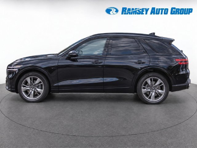 Used 2023 Genesis GV70 3.5T Sport w/ Sport Advanced Package AWD/4WD image 6
