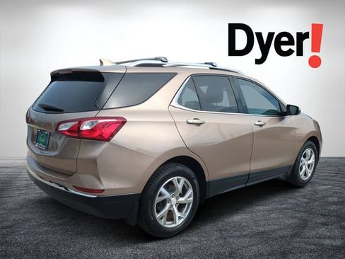 Certified 2019 Chevrolet Equinox Premier FWD image 3