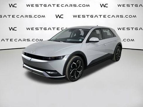 Used 2023 Hyundai Ioniq 5 SE image 1