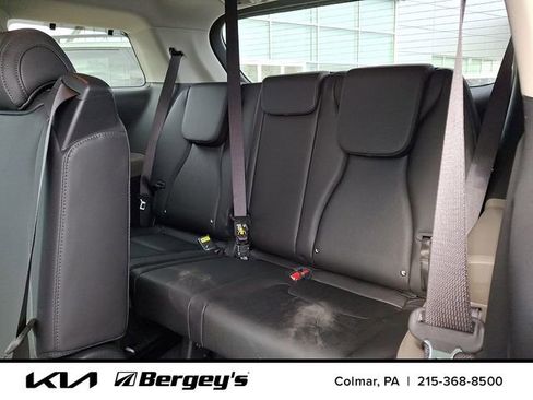 New 2026 Kia Carnival EX FWD image 9