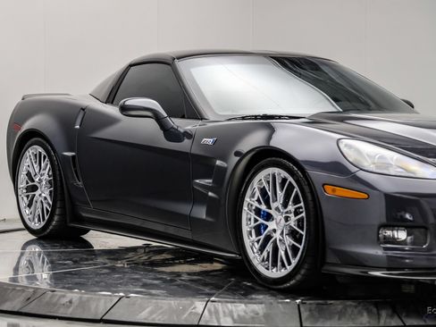 Used 2010 Chevrolet Corvette ZR1 w/ Preferred Equipment Group RWD image 29