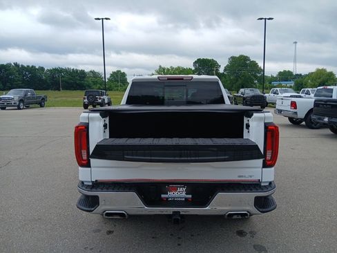 Used 2024 GMC Sierra 1500 SLT w/ SLT Premium Plus Package AWD/4WD image 14