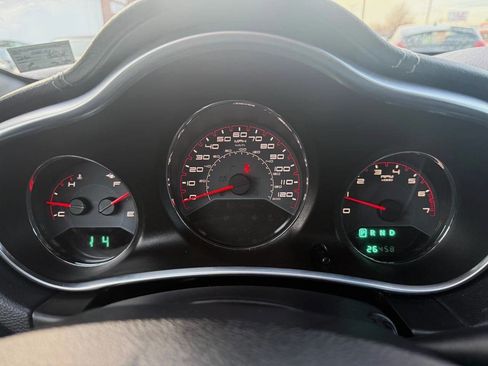 Used 2014 Dodge Avenger SXT w/ Rallye Appearance Group image 19