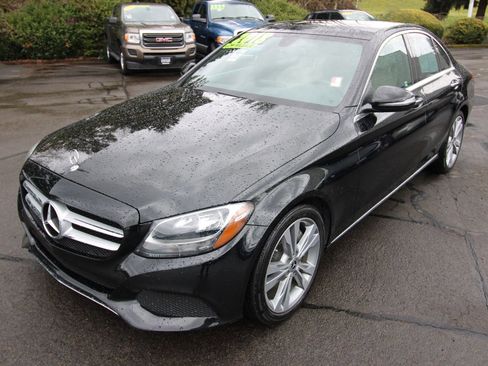 Used 2018 Mercedes-Benz C 300 Sedan image 7