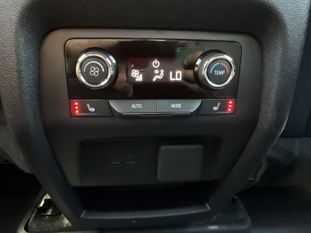 Used 2026 Chevrolet Traverse High Country w/ LPO, Floor Liner Package AWD/4WD image 44