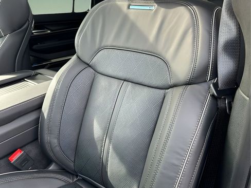 New 2024 Jeep Grand Wagoneer L Series II w/ Quick Order Packagew 28T image 19