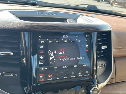 Used 2020 RAM 1500 Laramie image 16