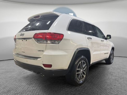 Used 2018 Jeep Grand Cherokee Limited image 3