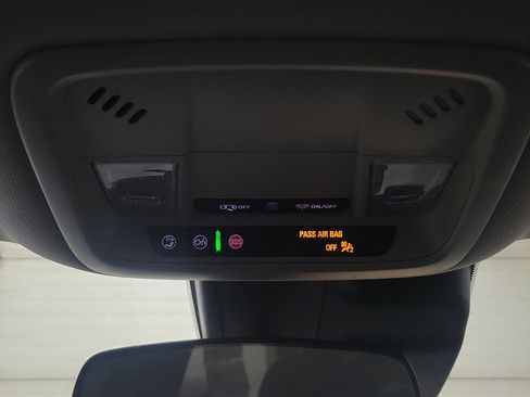 Used 2023 Chevrolet Malibu LT image 34