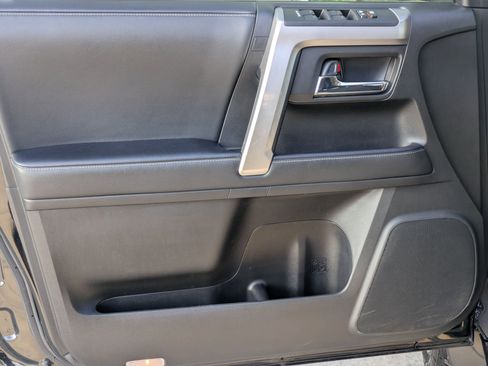 Used 2021 Toyota 4Runner SR5 Premium w/ Moonroof Package image 11