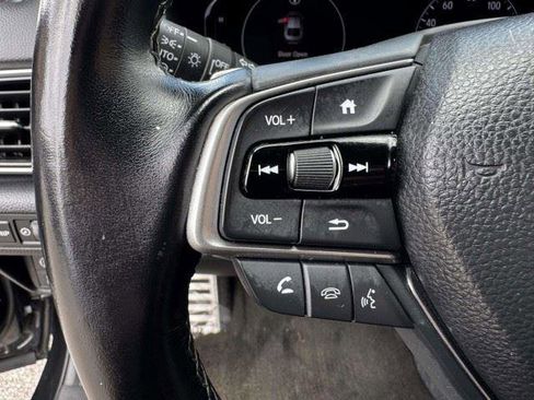 Used 2018 Honda Accord Sport image 27