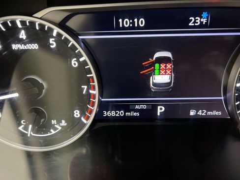 Used 2023 Nissan Pathfinder SL image 13