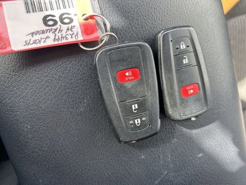 Used 2024 Toyota 4Runner SR5 image 19