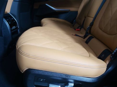 New 2027 BMW X7 xDrive40i AWD/4WD image 15