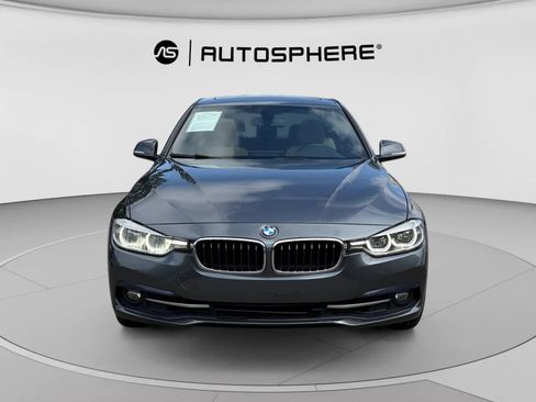 Used 2018 BMW 330i Sedan RWD image 2
