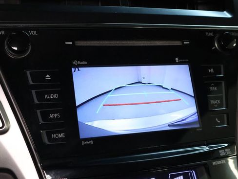 Used 2017 Toyota Prius V Three FWD image 28
