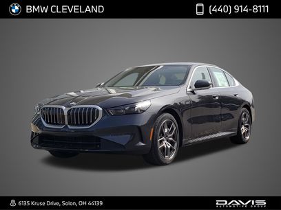 New 2026 BMW 540i xDrive w/ Premium Package