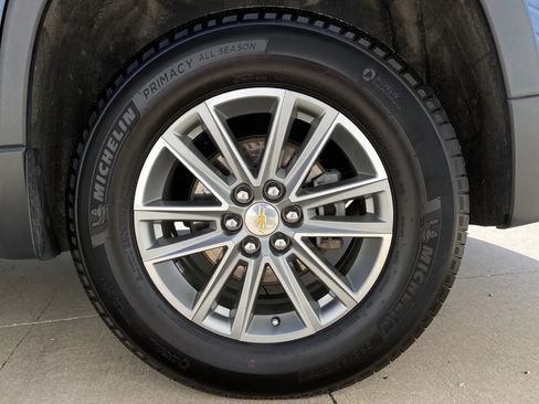 Used 2023 Chevrolet Traverse LT w/ LPO, Floor Liner Package AWD/4WD image 8
