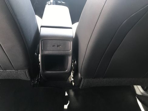 Used 2025 Chevrolet Trax LT FWD image 40