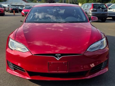 Used 2017 Tesla Model S 60 RWD image 3