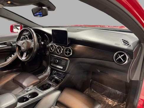 Used 2019 Mercedes-Benz GLA 250 w/ Convenience Package image 27