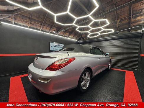 Used 2007 Toyota Solara SLE FWD image 3