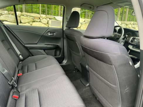 Used 2015 Honda Accord Sport image 39