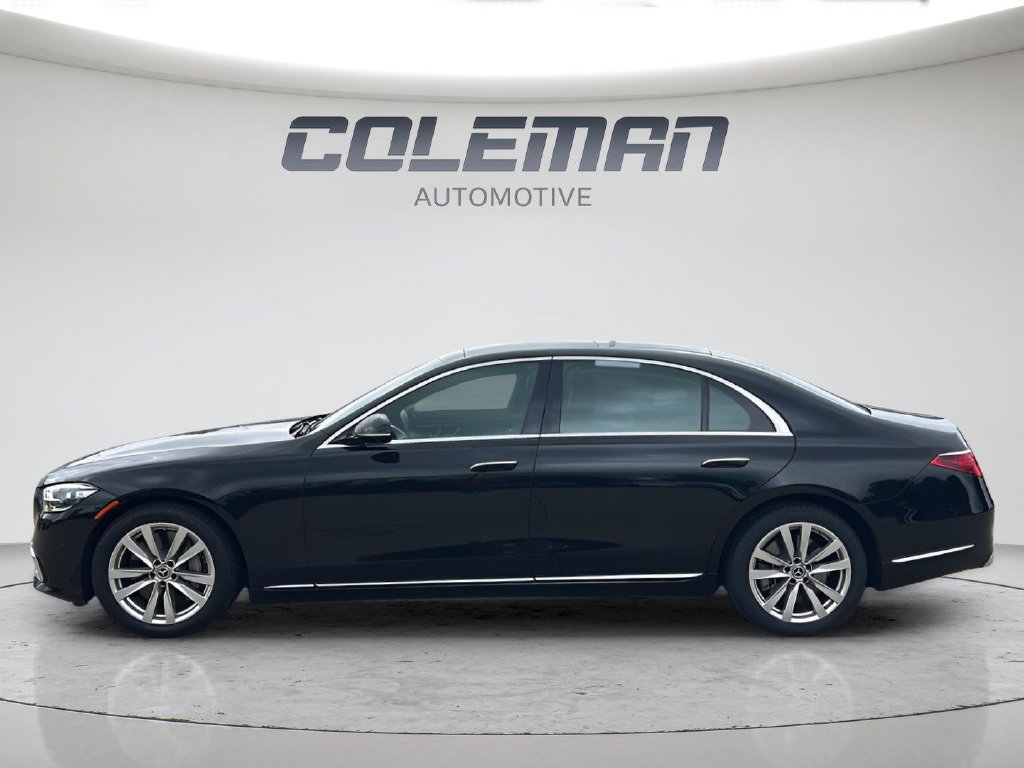 Used 2022 Mercedes-Benz S 500 4MATIC w/ 3D Technology Package image 5