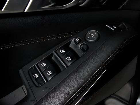 Used 2019 BMW X5 xDrive50i AWD/4WD image 15