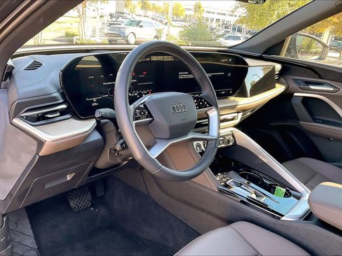 Certified 2025 Audi Q5 Premium w/ Convenience Package image 16