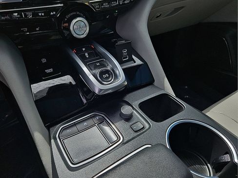 Certified 2024 Acura MDX w/ Technology Package FWD image 25
