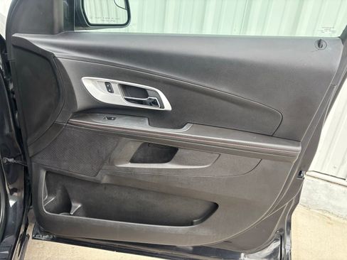 Used 2012 Chevrolet Equinox LT image 32