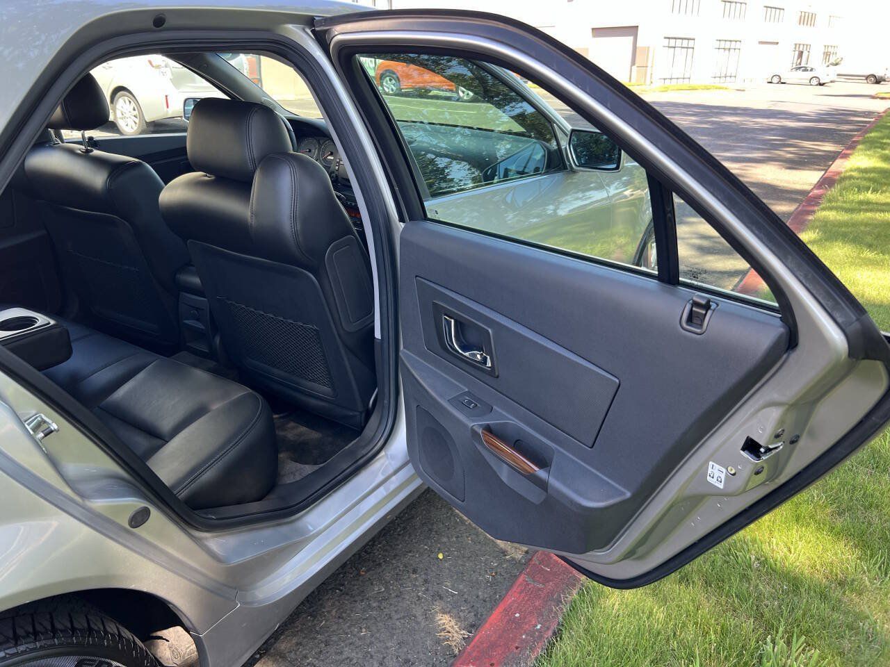 Used 2004 Cadillac CTS 3.6 w/ Preferred Equipment Group RWD image 10