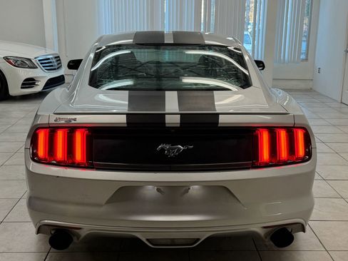 Used 2015 Ford Mustang Coupe image 8