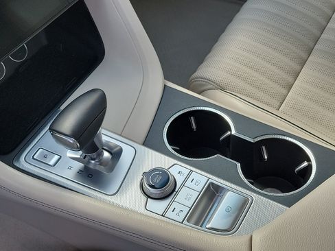 Certified 2026 Genesis G70 2.5T Prestige RWD image 17
