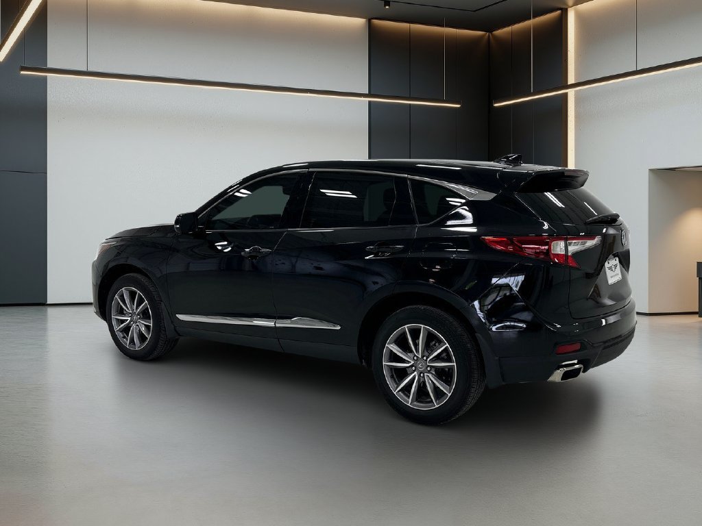 Used 2023 Acura RDX w/ Technology Package FWD image 3