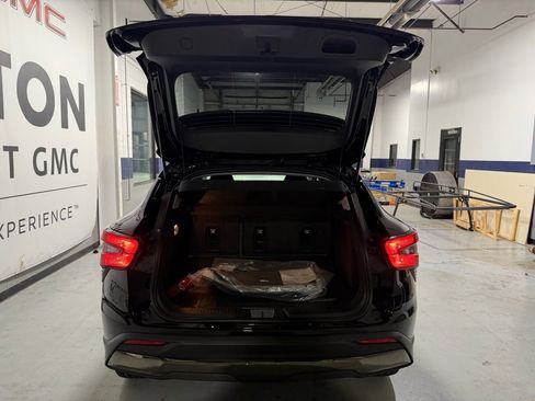 New 2026 Chevrolet Trax ACTIV w/ Driver Confidence Package image 33