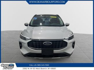 Certified 2025 Ford Escape SE FWD video 2