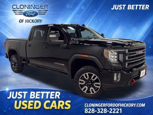 Used 2022 GMC Sierra 2500 AT4 w/ AT4 Preferred Package AWD/4WD image 1