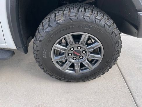 Certified 2024 GMC Sierra 1500 AT4X AWD/4WD image 22