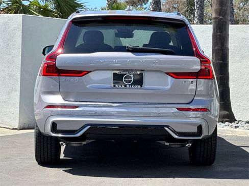 New 2026 Volvo XC60 B5 Ultra image 4