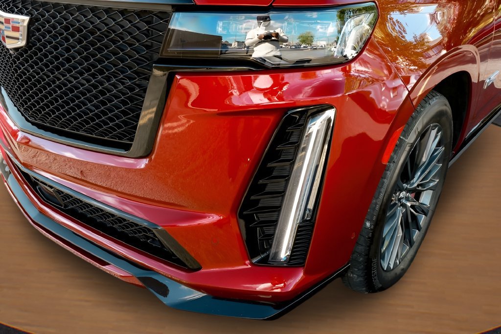 Used 2023 Cadillac Escalade ESV V AWD/4WD image 5