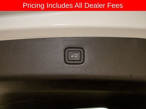 Used 2023 Chevrolet Blazer LT w/ Convenience Package FWD image 6