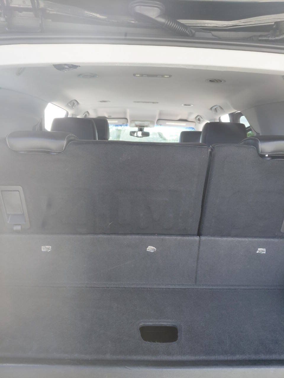 Used 2015 GMC Yukon SLE RWD image 9