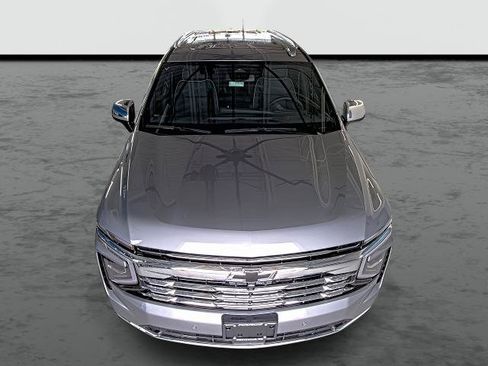 New 2026 Chevrolet Suburban Premier AWD/4WD image 6