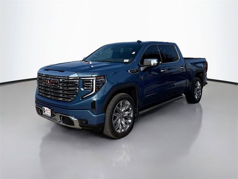 Used 2025 GMC Sierra 1500 Denali w/ Denali Reserve Package image 3